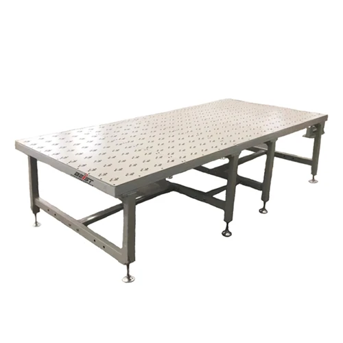 What safety features should a ball transfer table conveyor have?